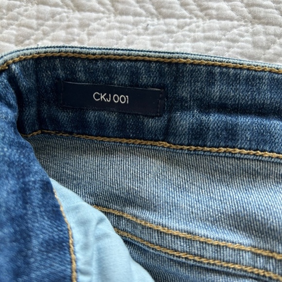 Calvin Klein Jeans 001 Super Skinny Mid Rise Jeans Med Wash Size 6 - Picture 6 of 15
